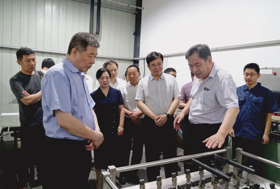 省科技厅来常德高新区调研科技创新工作