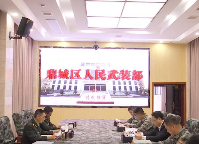 常德军分区司令员李邦哲来鼎城调研