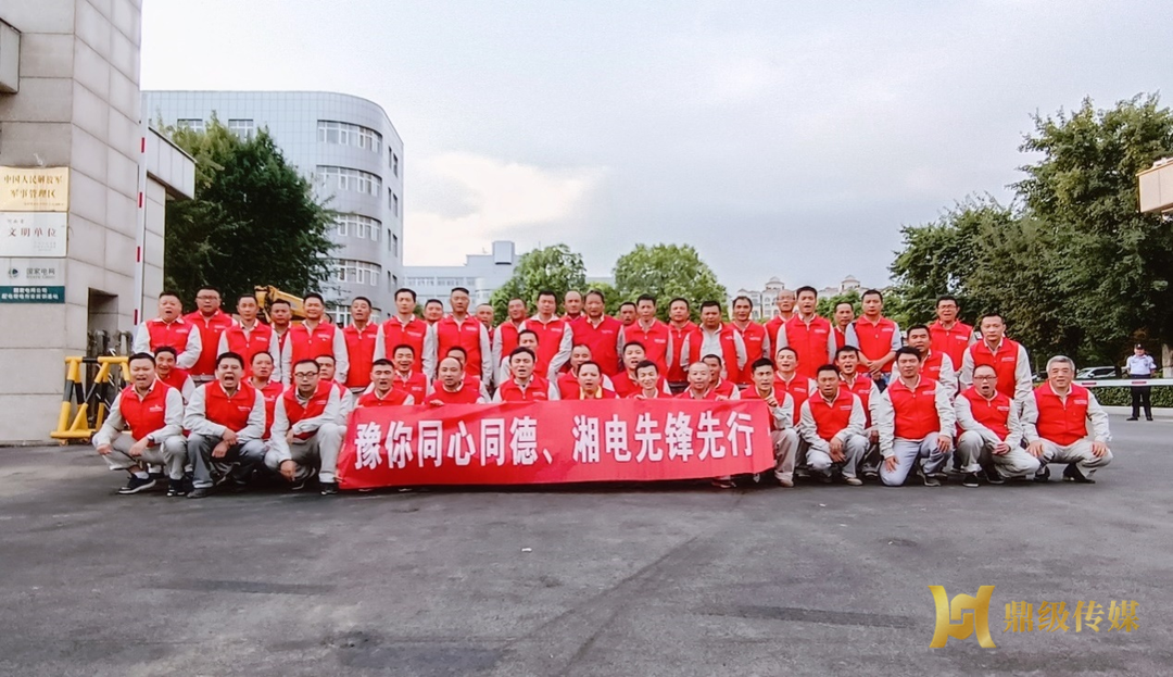 “贫困青年”驰援郑州，鏖战168个小时抢险保电