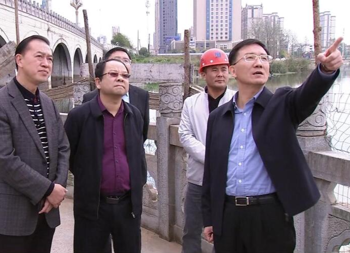 朱金平调研部分城建项目建设和文明城市常态化管理工作
