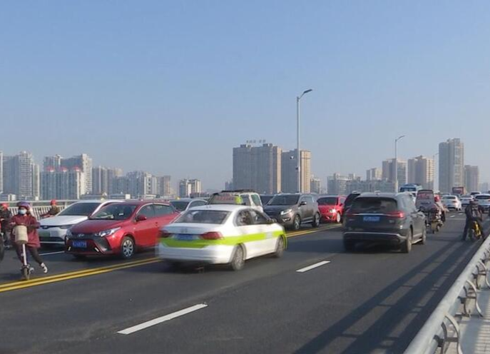 武陵大桥主桥恢复通车  沅江隧道取消单双号限行