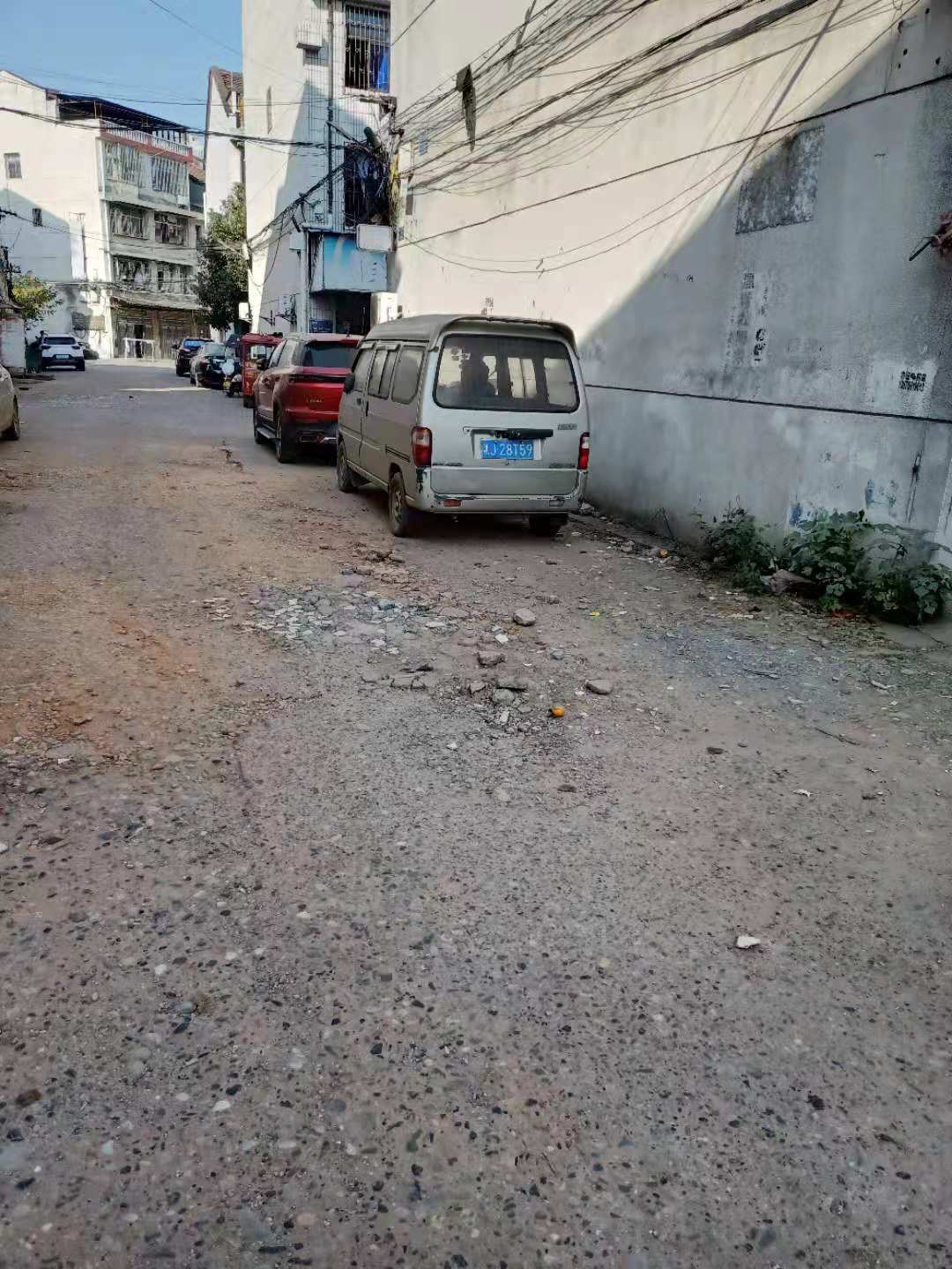 鼎城区桥南商贸城环境脏乱差