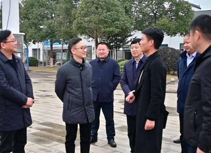 常德卷烟厂调研组来鼎城调研