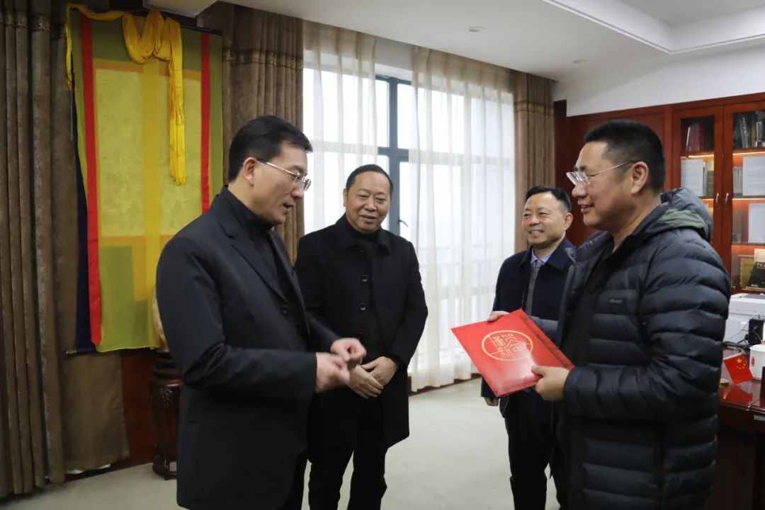 朱金平走访慰问常德高新区正大国际首席科学家何新桥