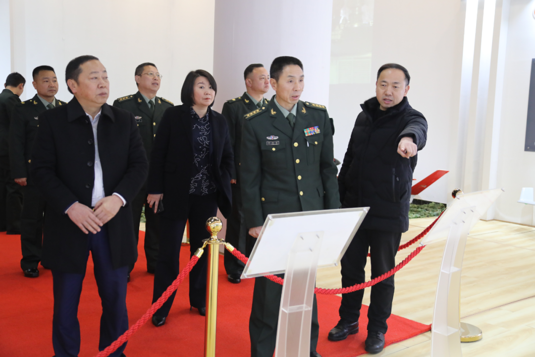 常德军分区司令员李邦哲调研常德高新区人民武装工作