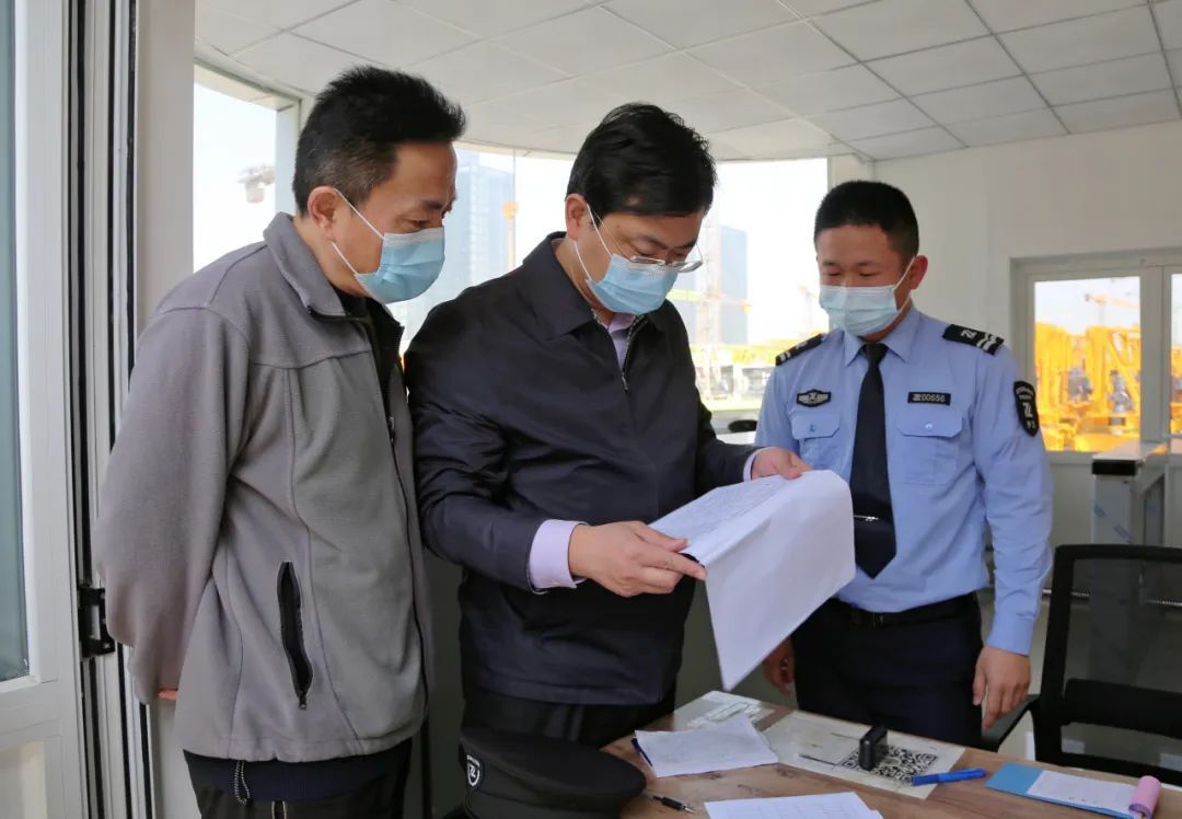 常德高新区督导检查清明期间安全生产、疫情防控工作