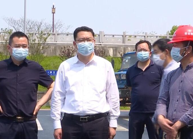陈远调研江南城区大气污染防治工作