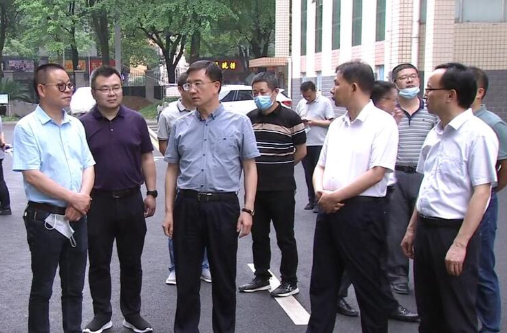 朱金平到鼎城一中调研高考备考及百年校庆筹备工作