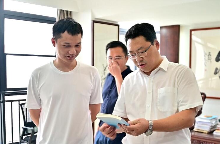 陈远到企业开展“送政策、解难题、优服务”行动