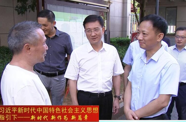 黄清宇来鼎城看望慰问“一级战斗英雄”何学高