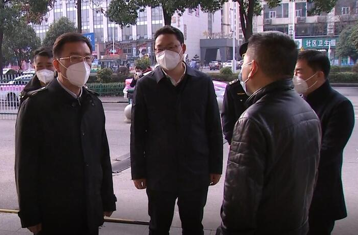 朱金平、陈远看望慰问春节假期一线值班人员