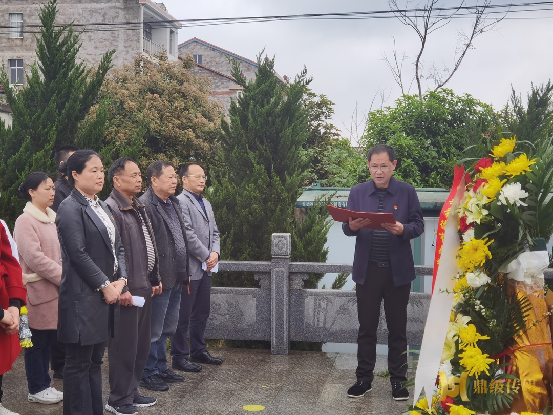 区妇幼举行“清明祭祀英烈”主题党日活动