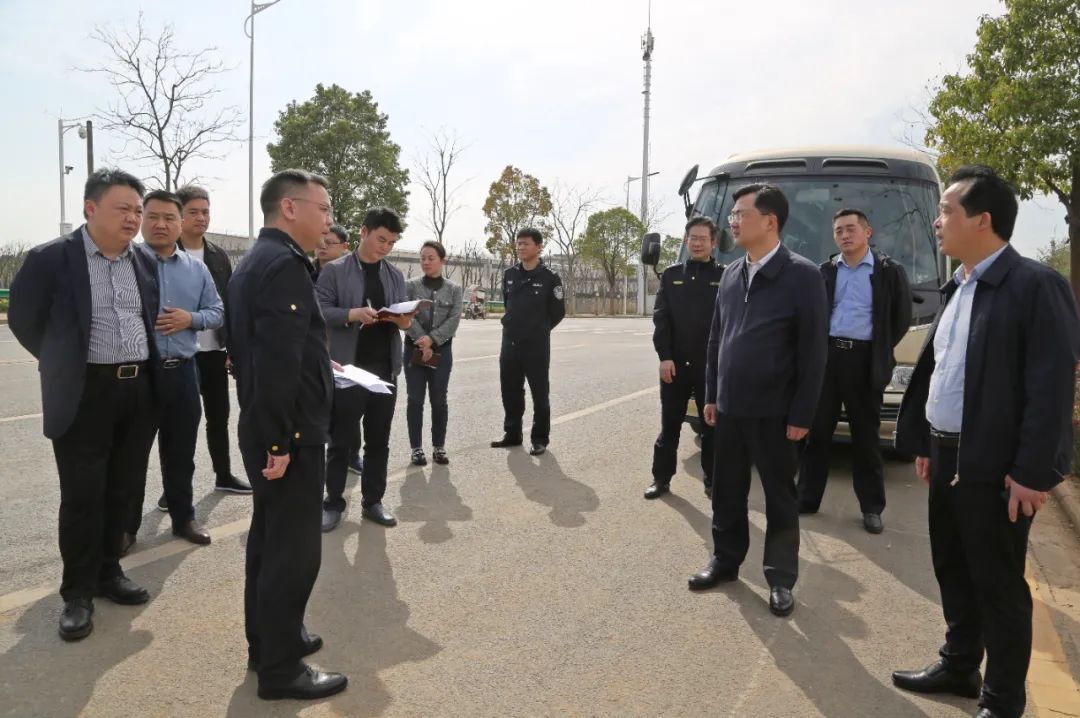 常德高新区专题调度创文巩卫工作
