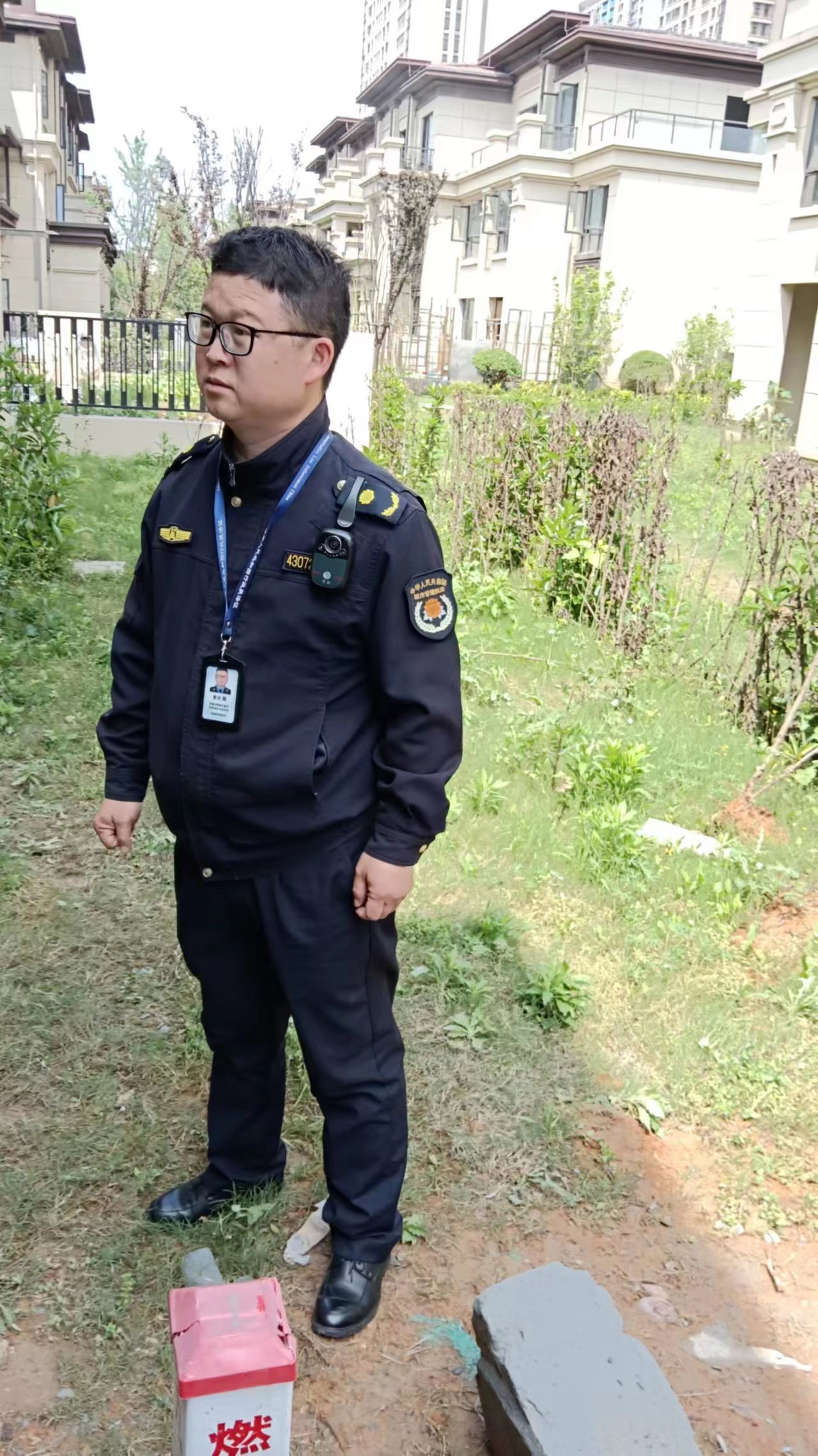 鼎城城管野蛮暴力执法