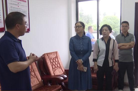 省人大调研组来鼎城调研人大代表实践站诉源治理工作