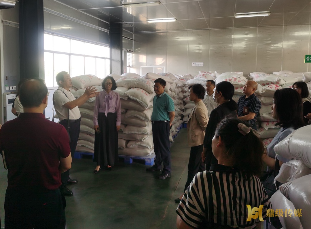 市人大、市司法局来鼎城区开展《常德市常德米粉产业发展促进条例》调研