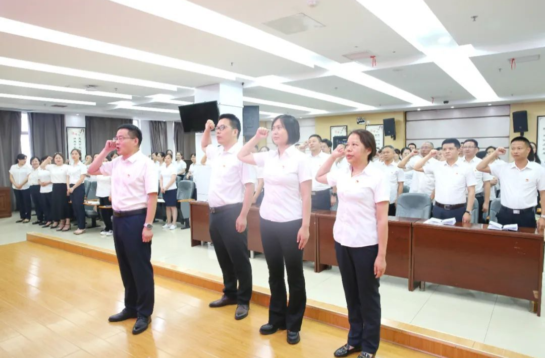 党建引领发展 凝聚奋进力量——常德市第四人民医院举行庆“七一”系列活动