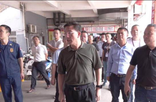 朱金平督导检查生态环保和消防安全工作
