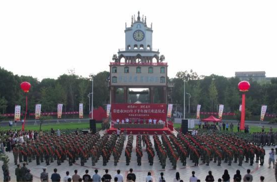 常德市2023年下半年新兵欢送仪式在鼎城举行