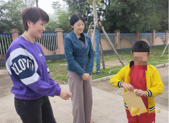 鼎城区侨联：殷殷期望浓浓情 侨爱守护伴成长
