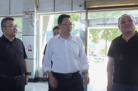 陈远督导国卫复审工作
