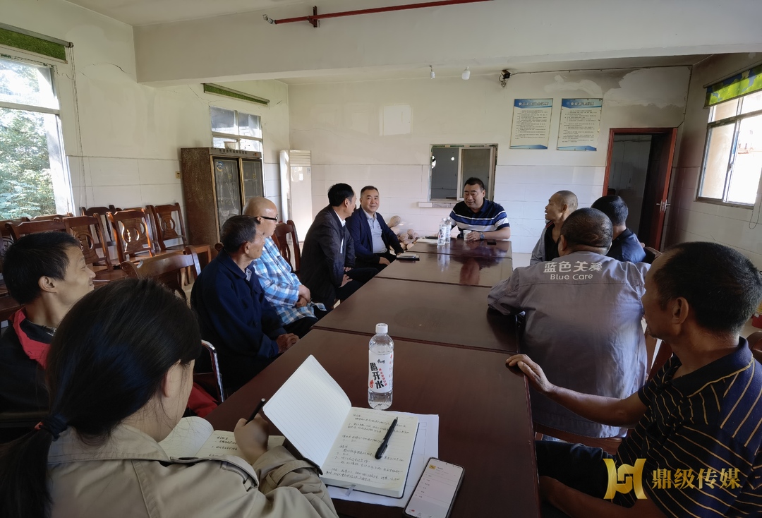 鼎城区残联：下乡办证解民困 民情恳谈促工作