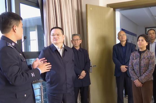 省人大常委会调研组来鼎城调研