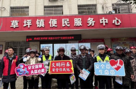 鼎城区交警大队：开展“美丽乡村行”交通安全宣传活动