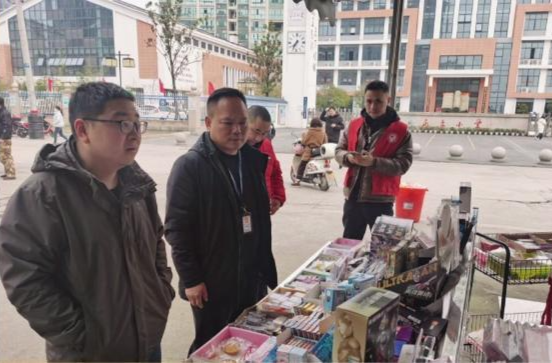 玉霞街道：开展教育安全检查专项行动