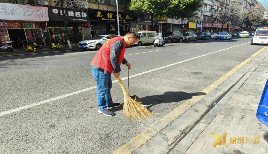 区政府办开展“学雷锋.文明实践我行动” 主题活动小结