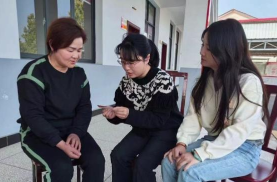 镇德桥镇：“小名片”架起清风“连心桥”