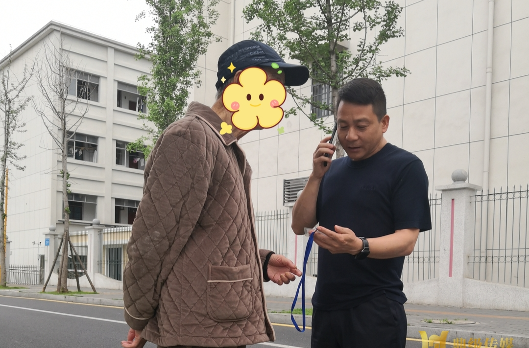 暖心！鼎城交警送迷途老人回家