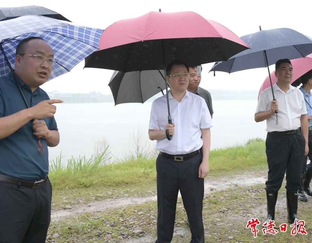 周振宇暗访防汛安全隐患问题并督导险情处置工作强调：落实落细防范措施 坚守安全底线 确保平安度汛