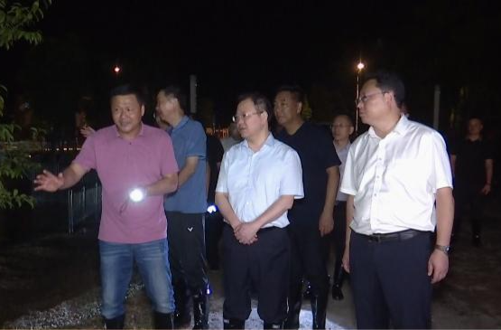周振宇来鼎城督导险情处置工作