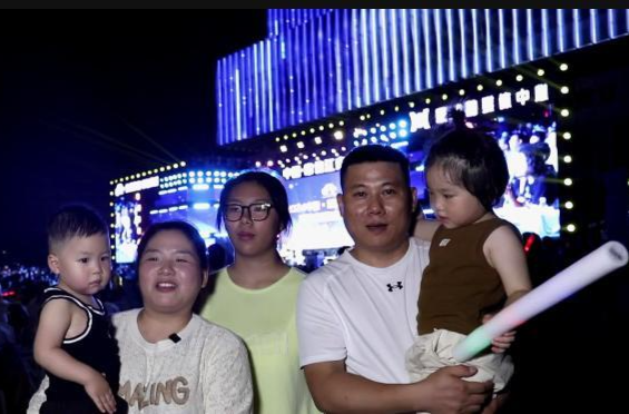 2024中国·常德江南音乐节:数千名观众沉浸式体验家门口的"文化大餐"