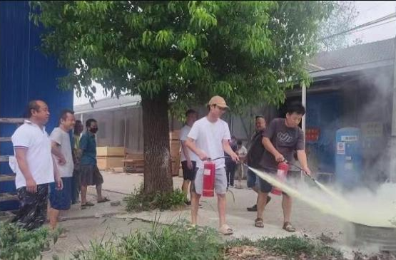斗姆湖街道:开展消防安全应急演练