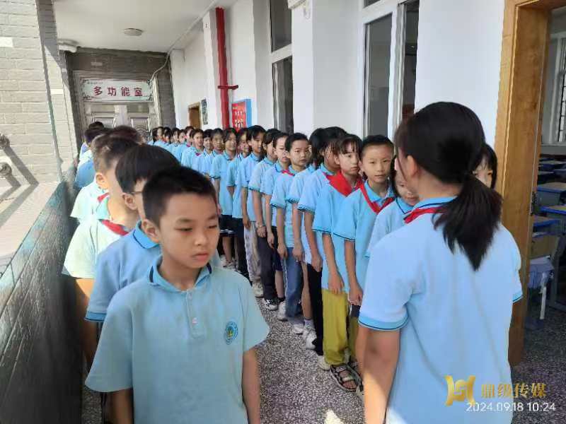 鼎城区武陵小学：“知”常规，“行”养成