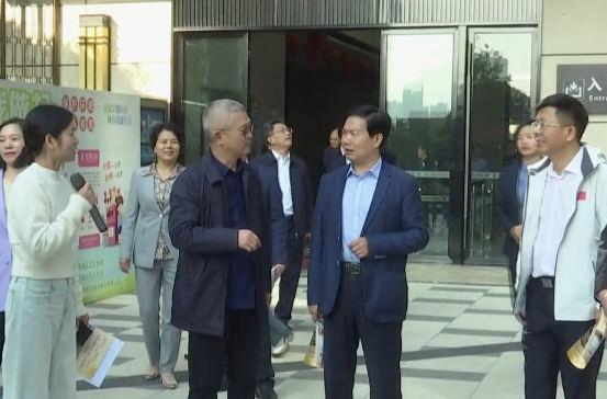 市人大常委会来鼎城视察重点民生实事项目实施情况