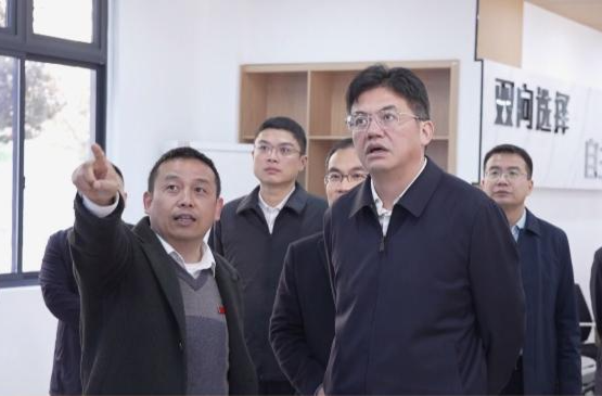 罗毅君调研鼎城区（常德高新区）经济社会发展情况