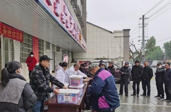 鼎城区退役军人事务局：开展2024年“关爱老兵  送医送药”活动