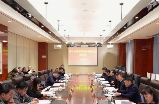 陈文浩来鼎城调研住院护理补贴一条龙服务试点工作