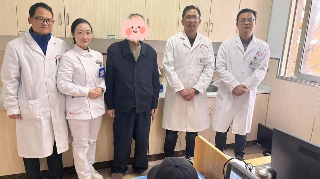 普外科一病区成功实施两例全腹腔镜下胃癌根治术