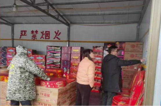许家桥回维乡:开展烟花爆竹“打非治违”专项行动