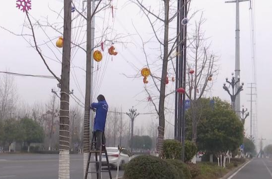 鼎城：春节亮化   流光溢彩迎新春