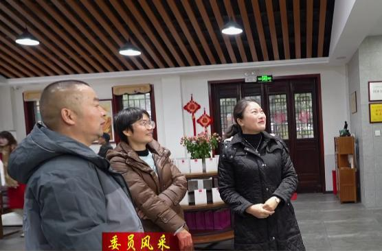 【委员风采】      张艺:架桥招商  传承文化