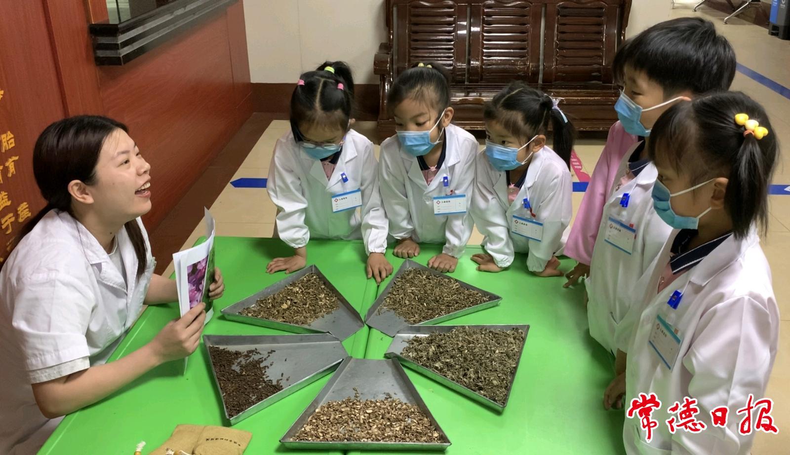 常德市妇幼保健院迎来研学“小访客”