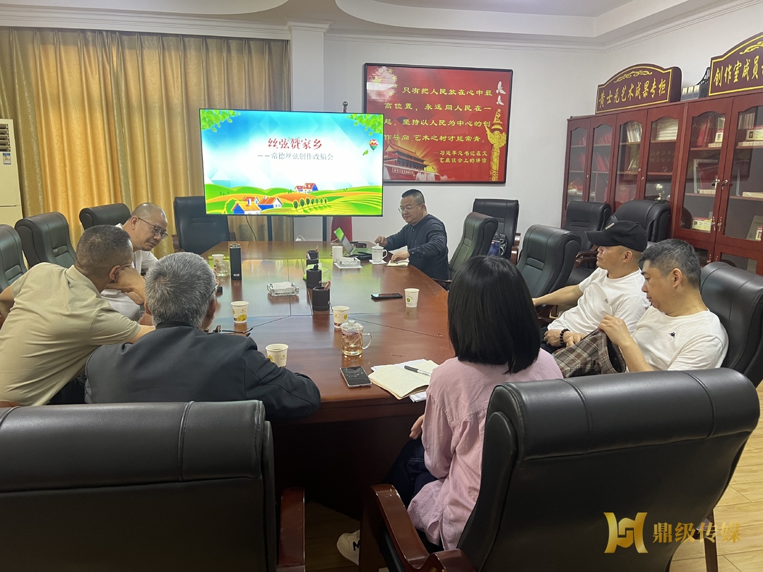 黄士元工作室：打磨非遗作品 丝弦点赞家乡