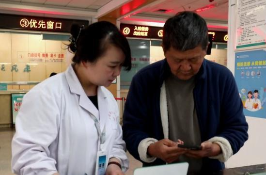 鼎城：打通计生特殊家庭就医“最后一公里”