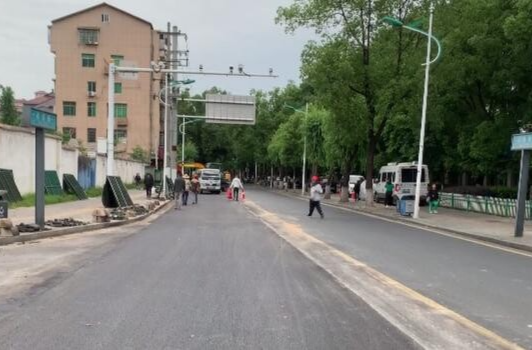 鼎城区永兴河片区排水防涝建设项目花溪路（阳明大道—大湖路）标段完成主体改造