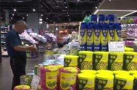 鼎城：高温“烤”热夏季经济   消暑用品销量猛增